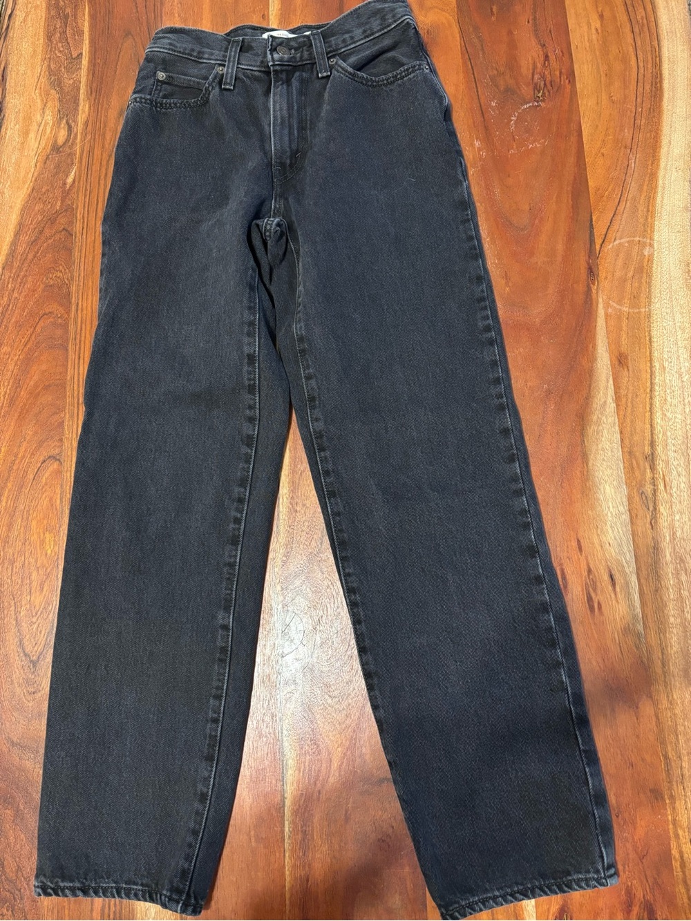 Levi's Women's Relaxed Straight Black Denim Jeans